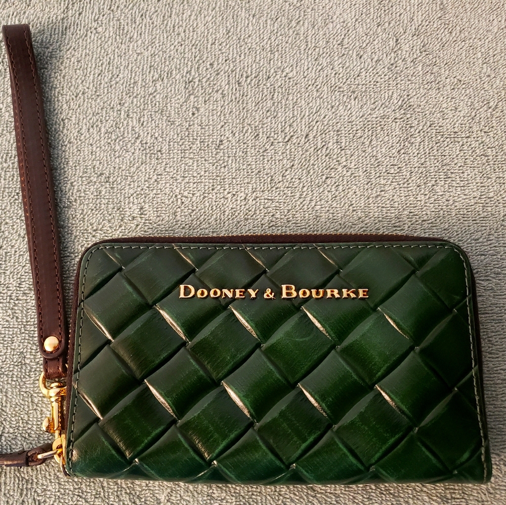 Dooney & Bourke Green City Woven Wallet/Wristlet